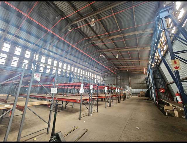 4,113M² WAREHOUSE TO LET IN TUNNEY